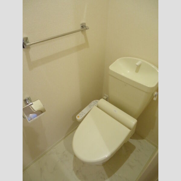 トイレ (温水洗浄暖房便座)