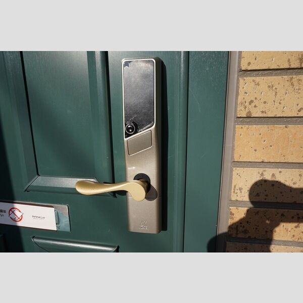 玄関 (ICカードキー)