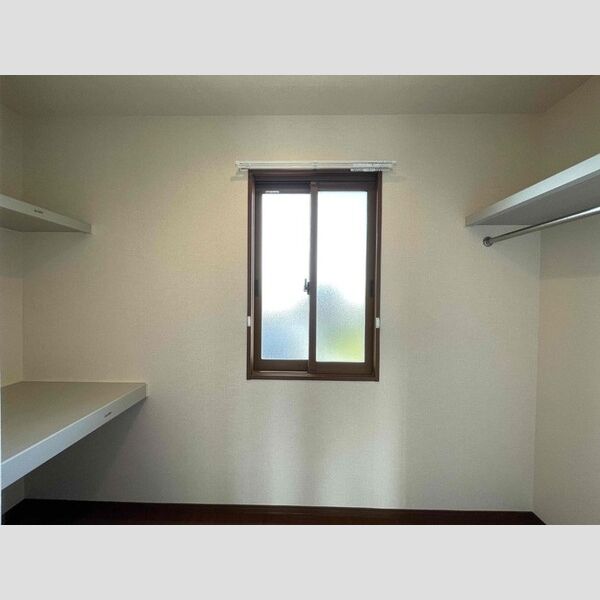 収納 (ウォークインクローゼット)