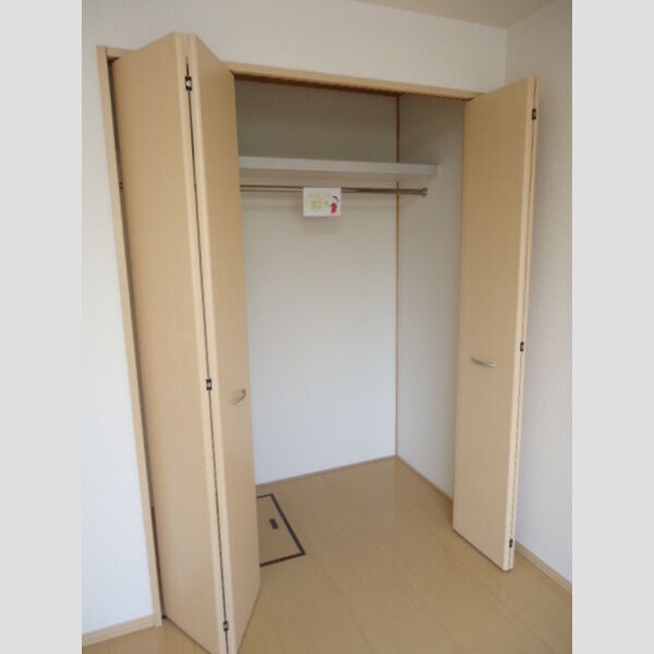 収納 (クローゼット)