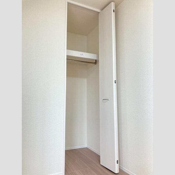 その他 (クローゼット)