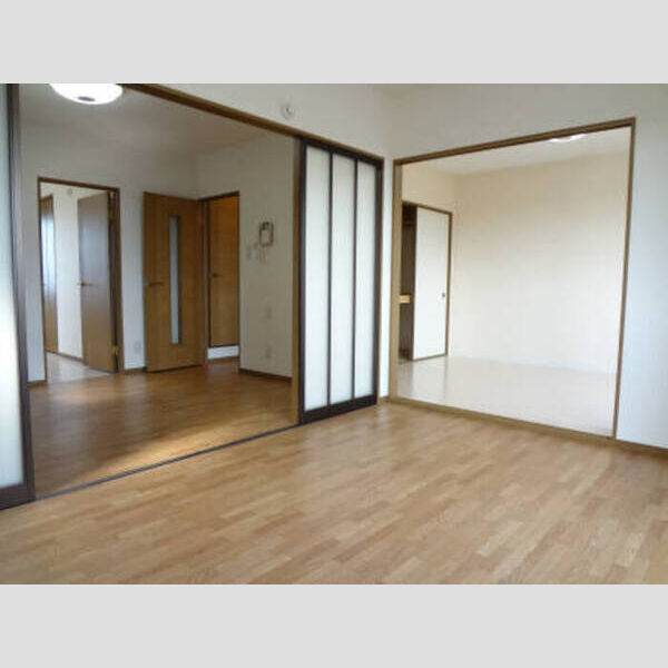 その他 (洋室)