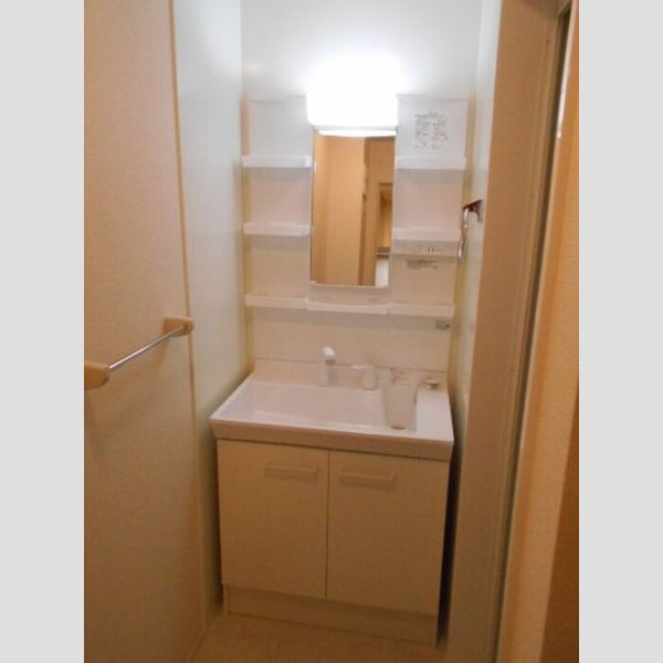 洗面所 (洗髪洗面化粧台)