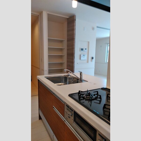 キッチン (システムキッチン)