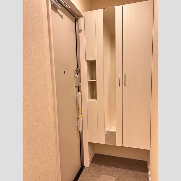 玄関 (シューズボックス)