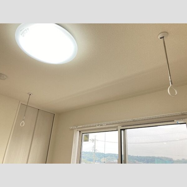 その他 (室内物干し金具)