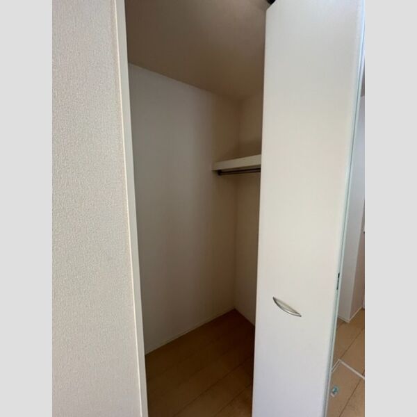 収納 (クローゼット)
