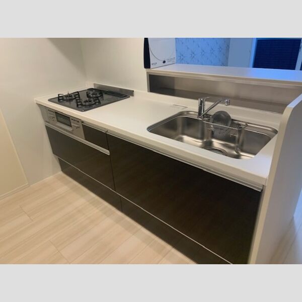 キッチン (対面システムキッチン)