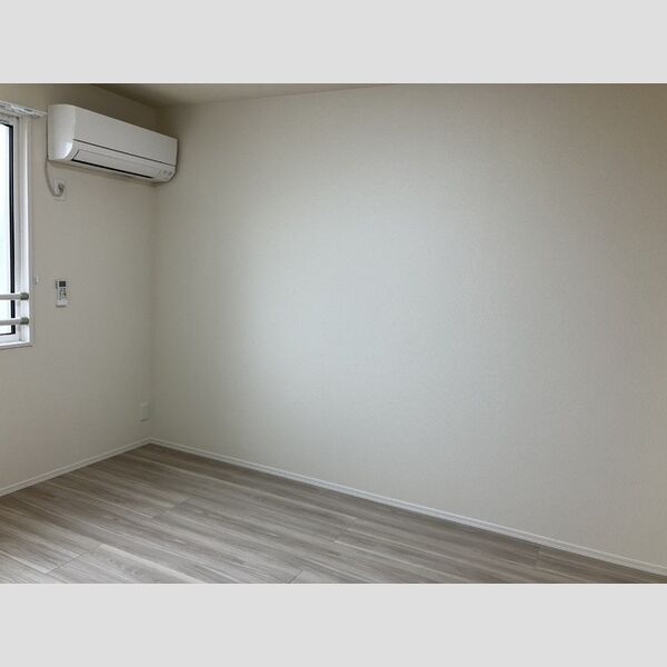 その他 (北東洋室)