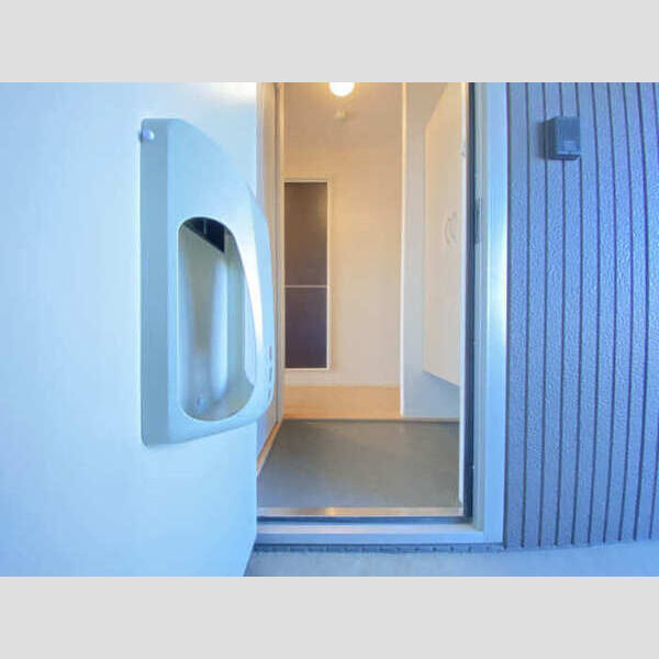 玄関 (玄関内部)