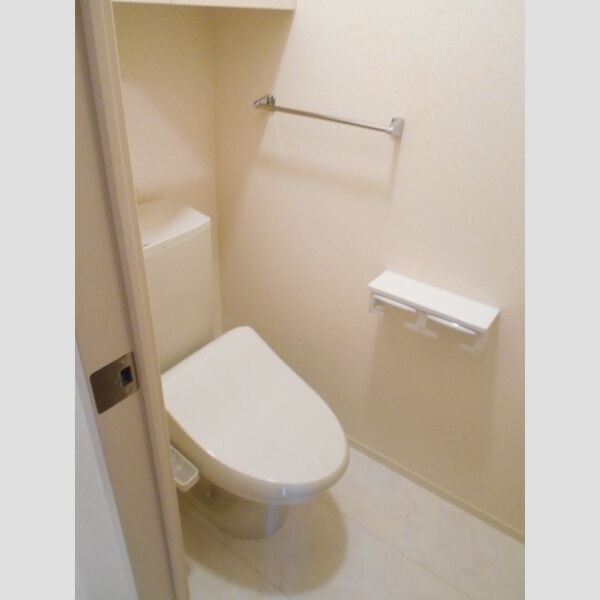 トイレ (温水洗浄暖房便座)