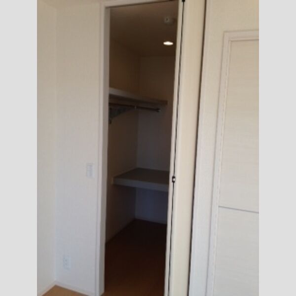 収納 (ウォークインクローゼット)