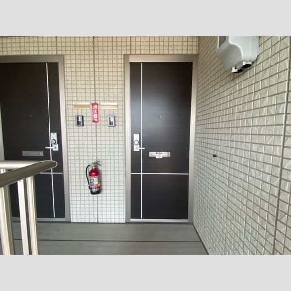 玄関 (玄関)