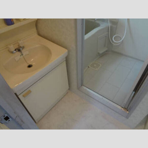 洗面所 (洗面室)