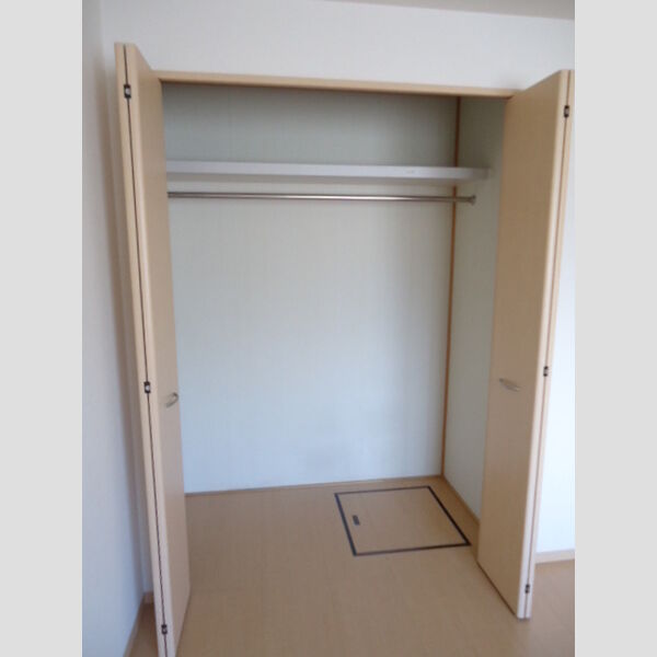 収納 (クローゼット)