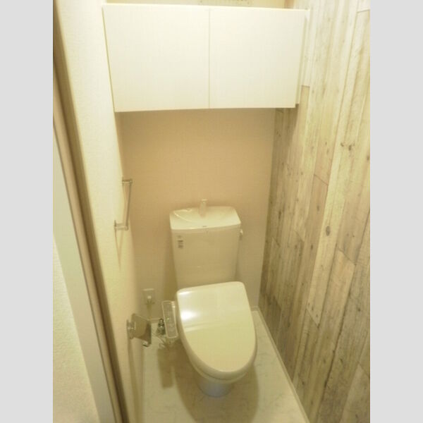 トイレ (温水洗浄暖房便座)