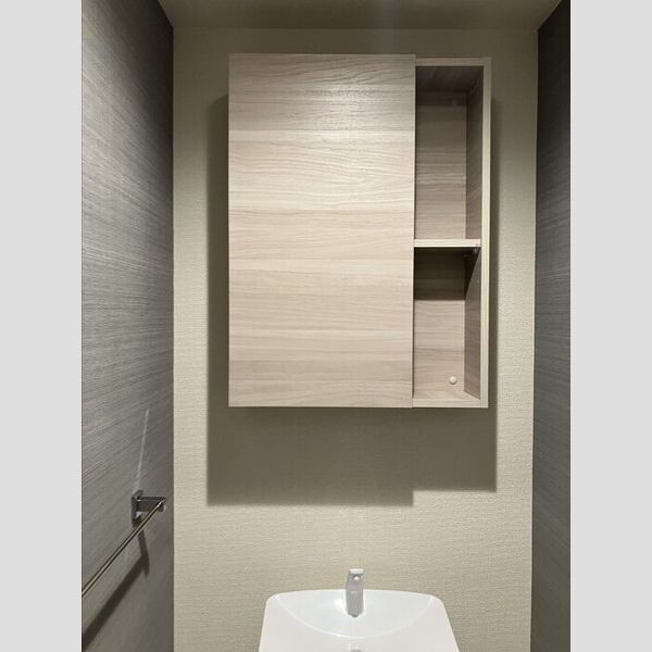トイレ (トイレ棚)