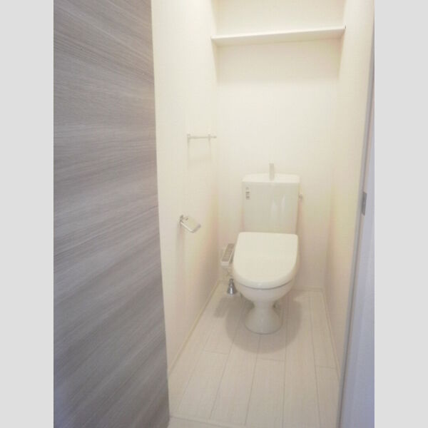 トイレ (温水洗浄暖房便座)