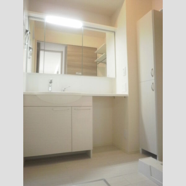 洗面所 (洗髪洗面化粧台)