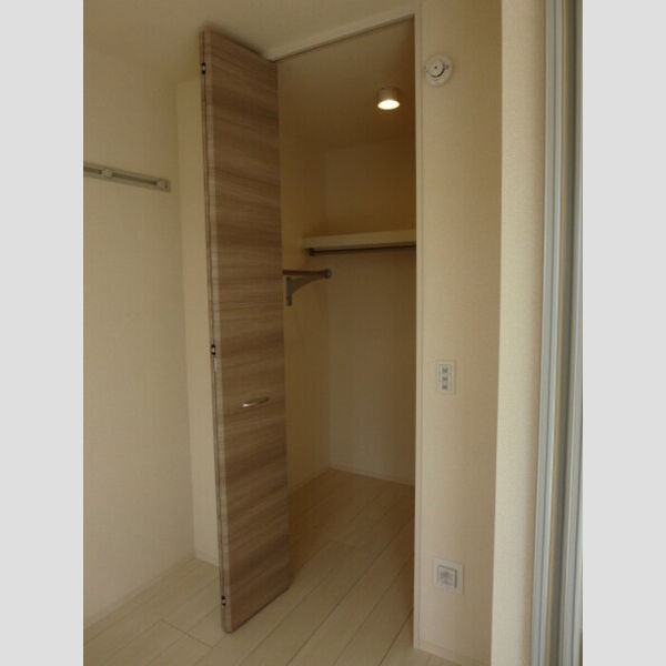 収納 (ウォークインクローゼット)