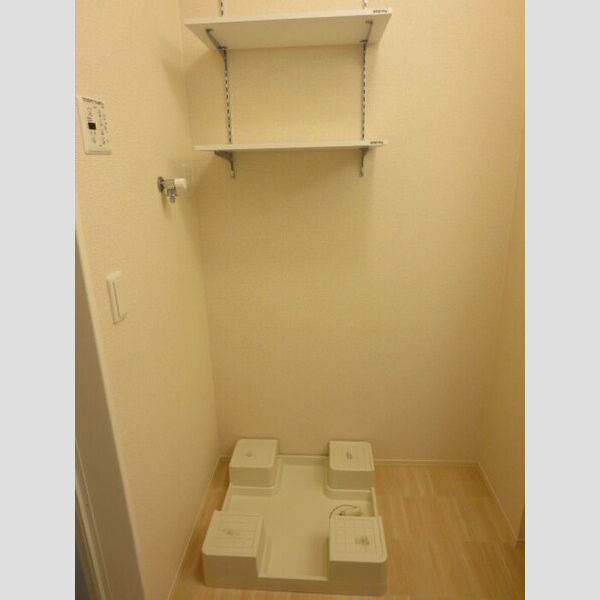 その他設備 (室内洗濯機置場)