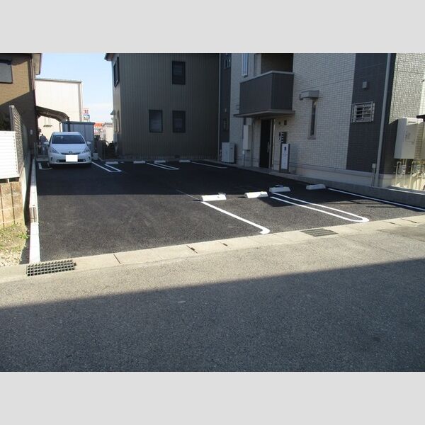 駐車場 (駐車場)