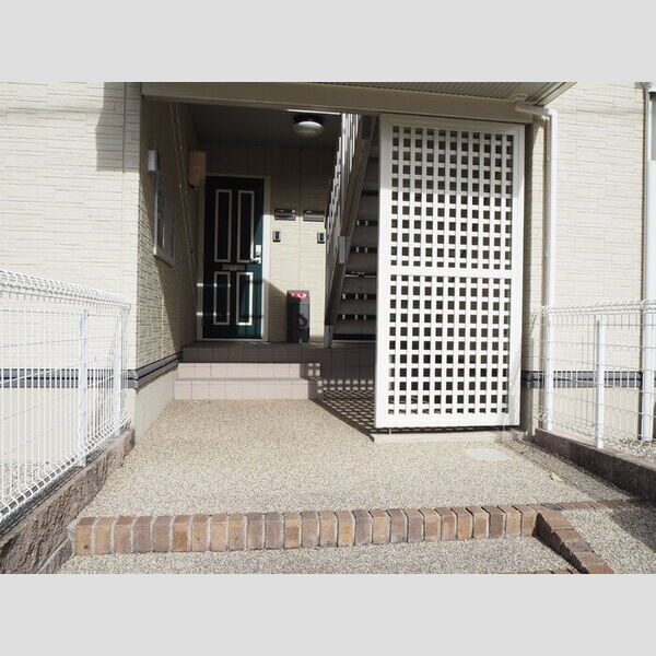 エントランス (エントランス)