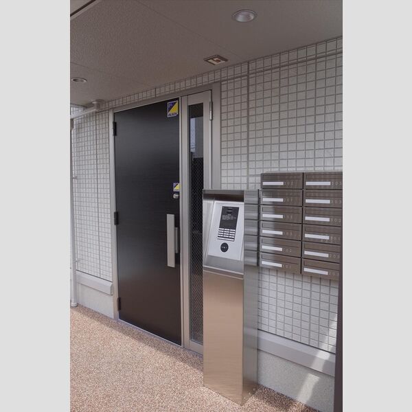 エントランス (オートロック仕様)