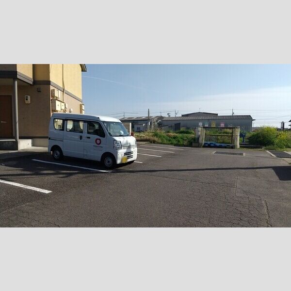 駐車場 (駐車場)