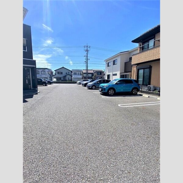 駐車場 (駐車場)