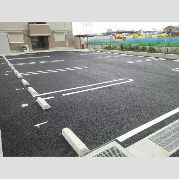 駐車場 (駐車場)