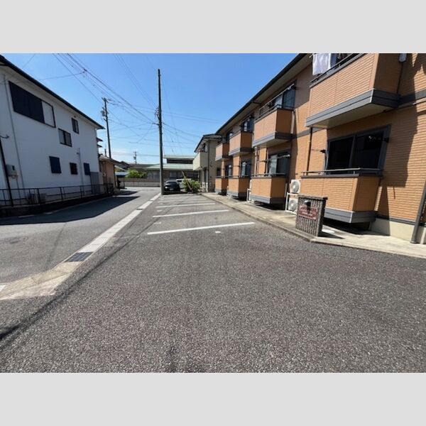 駐車場 (駐車場)
