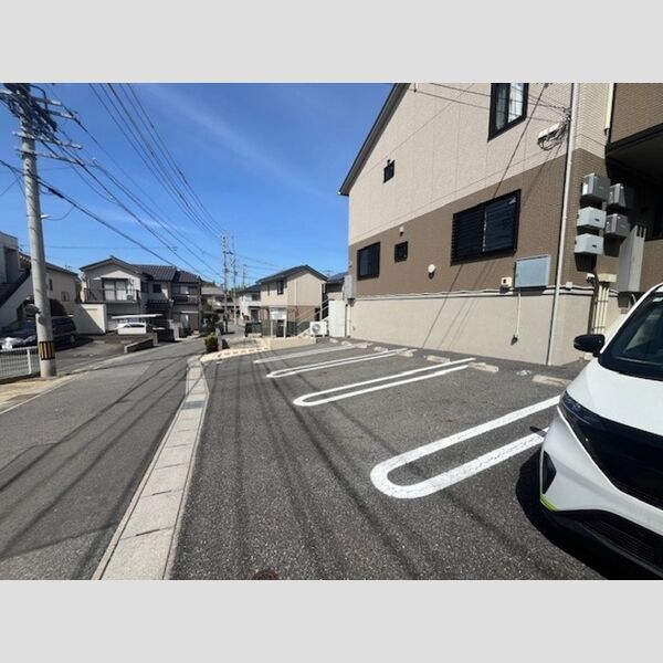 駐車場 (駐車場)