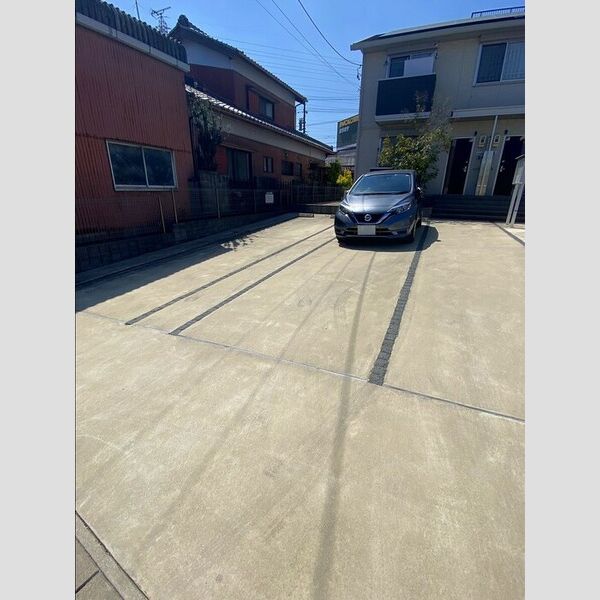 駐車場 (駐車場)