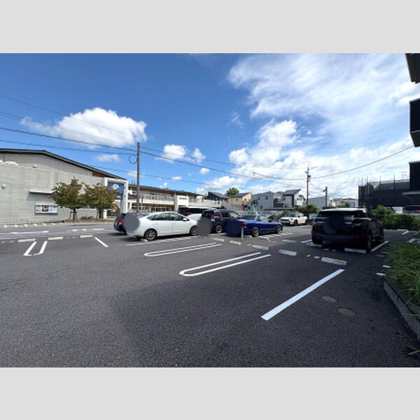 駐車場 (駐車場)