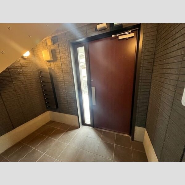 現地周辺 (ロビー)