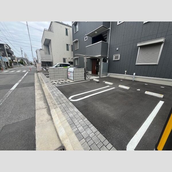 駐車場 (駐車場)