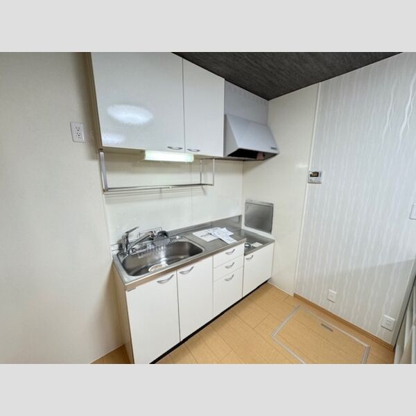 キッチン (キッチン)