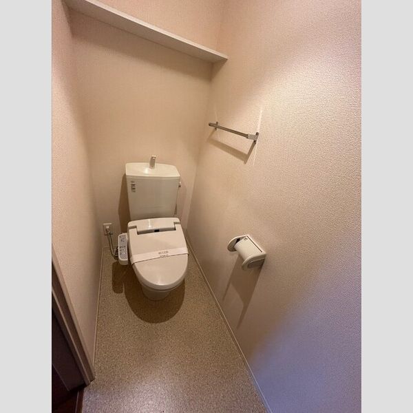 トイレ (温水洗浄暖房便座)