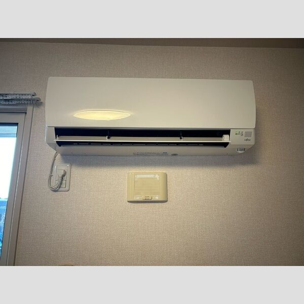 その他設備 (エアコン)