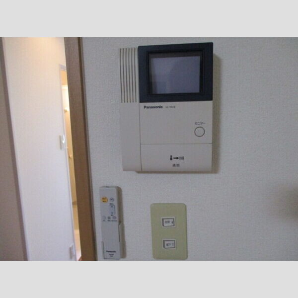 玄関 (TVインターホン)