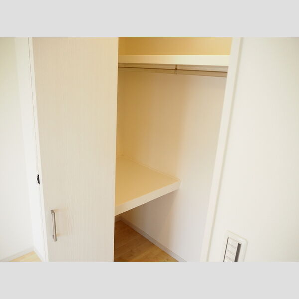収納 (クローゼット)