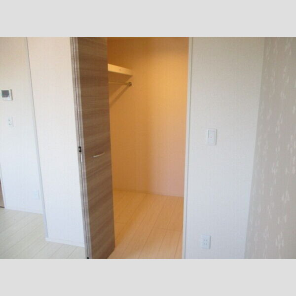 収納 (ウォークインクローゼット)