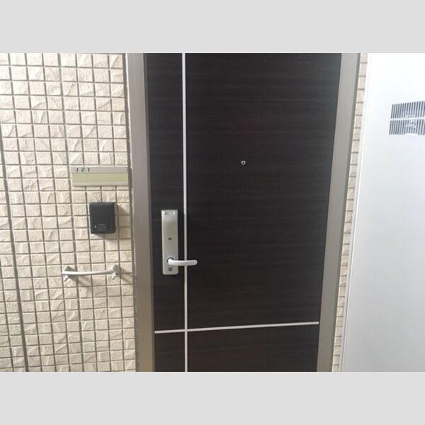 玄関 (玄関)