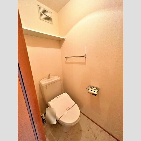 トイレ (温水洗浄暖房便座)