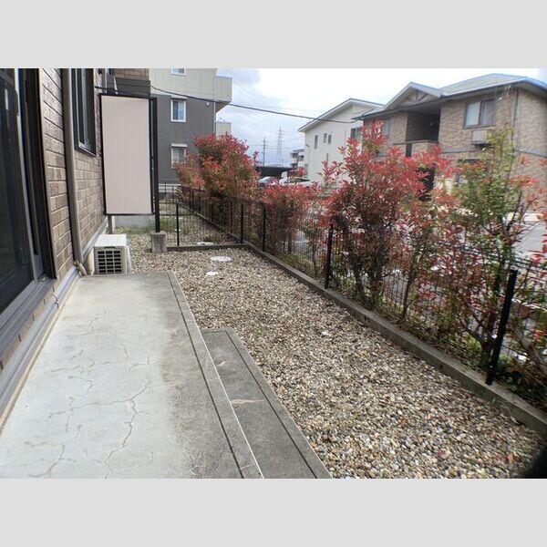 その他 (専用庭)