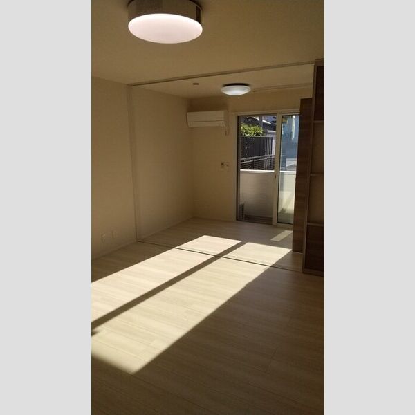 その他 (洋室)