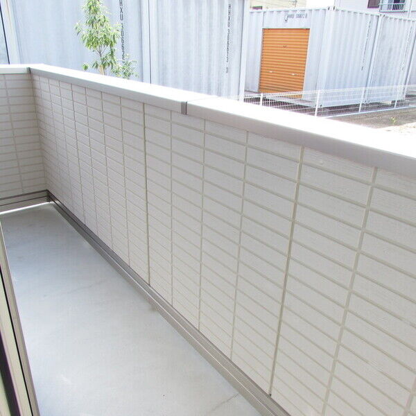 バルコニー・ベランダ (バルコニー)