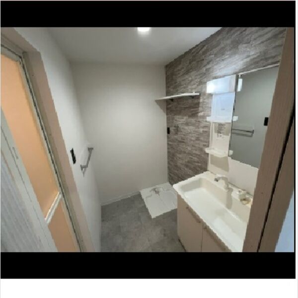 洗面所 (洗髪洗面化粧台)