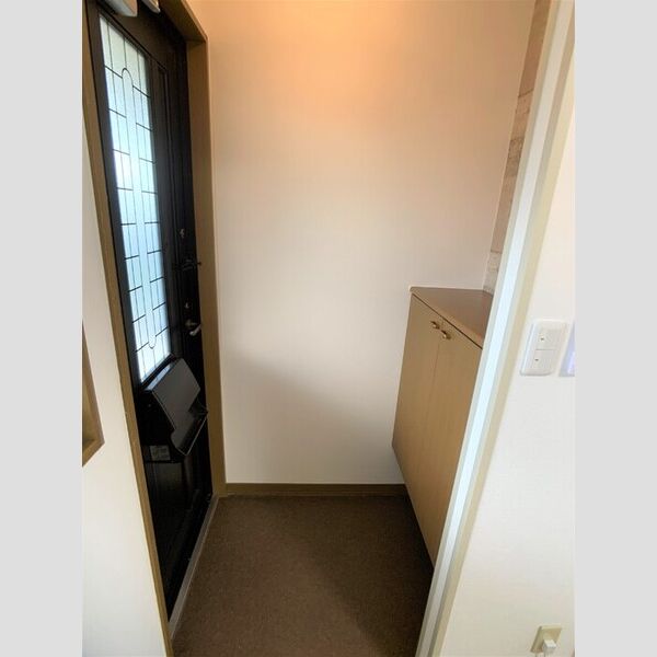 玄関 (玄関)
